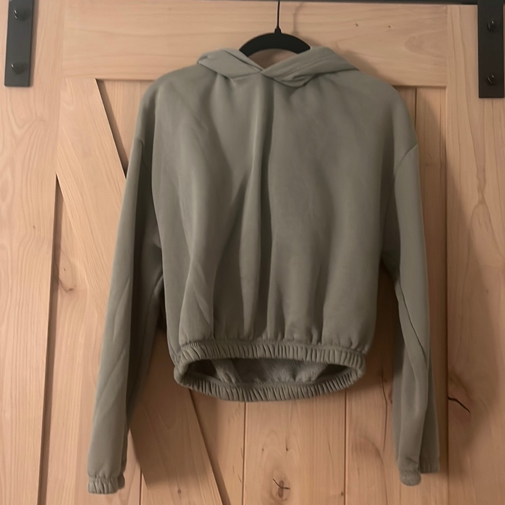 green dropes hoodie